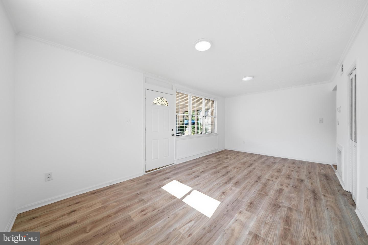 5202 Kenesaw St Property Photo 11