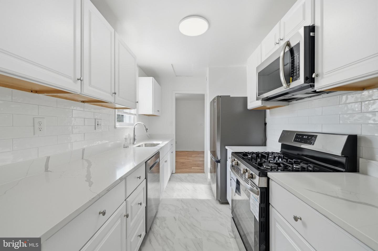 5202 Kenesaw St Property Photo 14