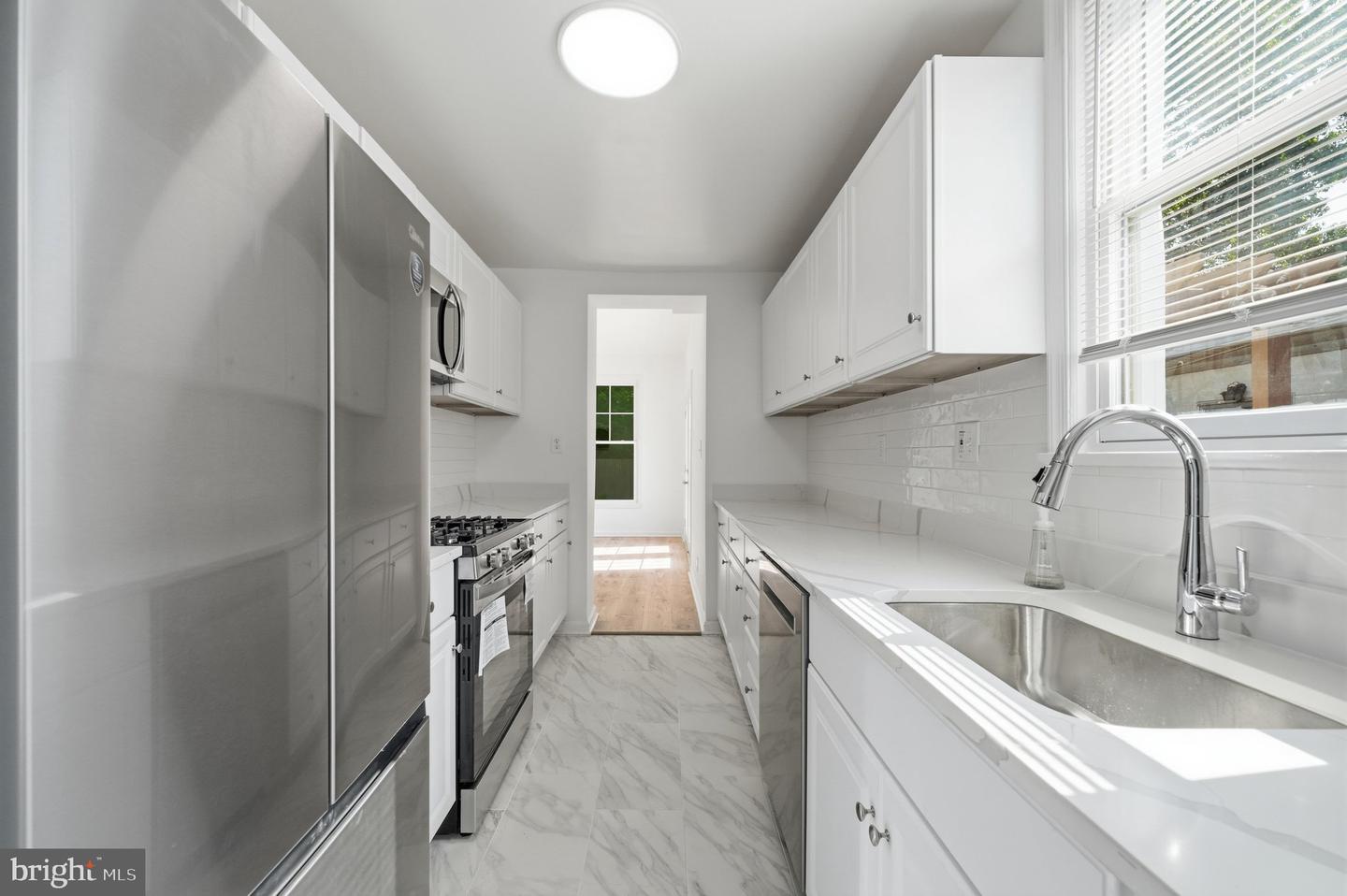 5202 Kenesaw St Property Photo 16