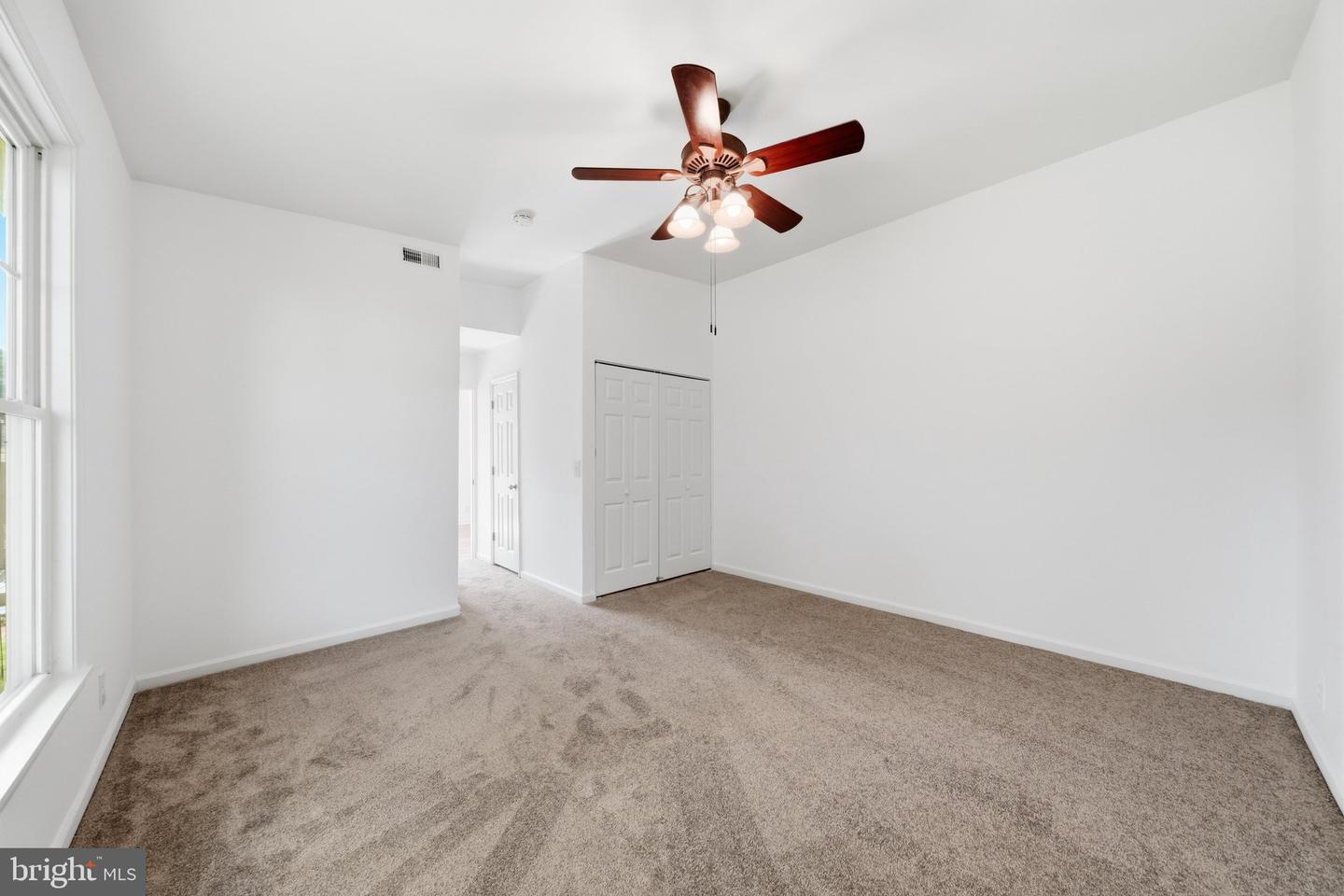 5202 Kenesaw St Property Photo 26