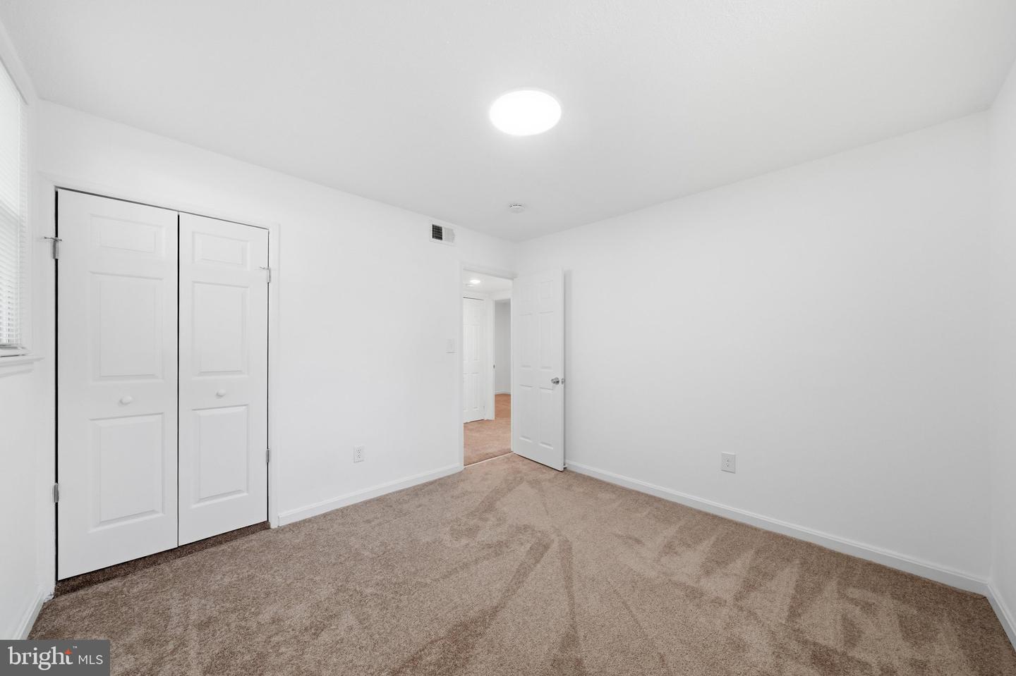 5202 Kenesaw St Property Photo 30