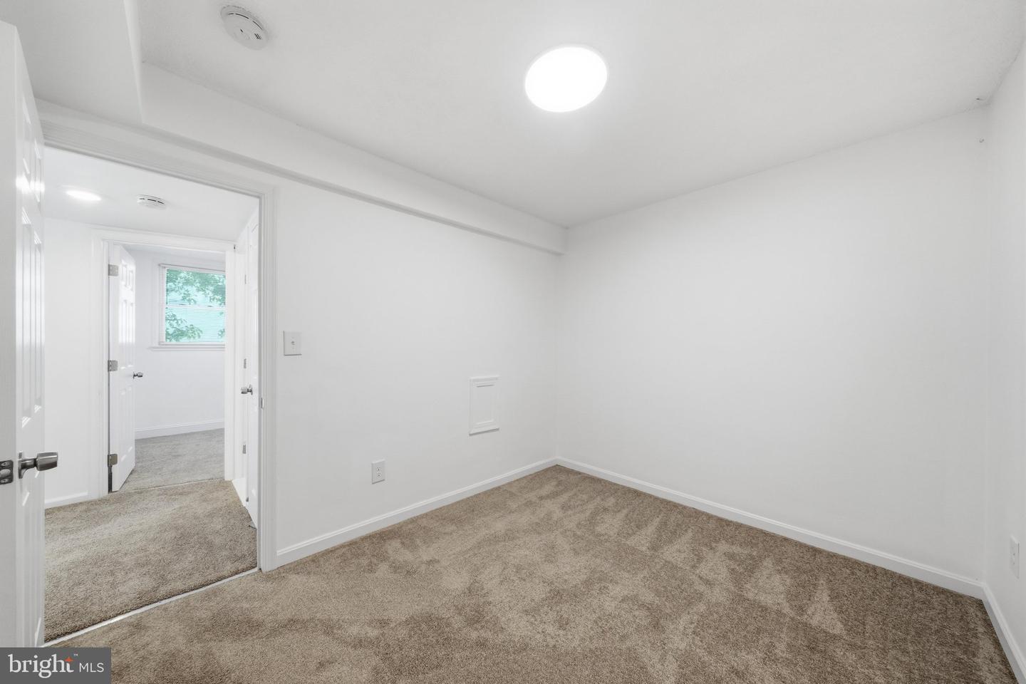 5202 Kenesaw St Property Photo 37