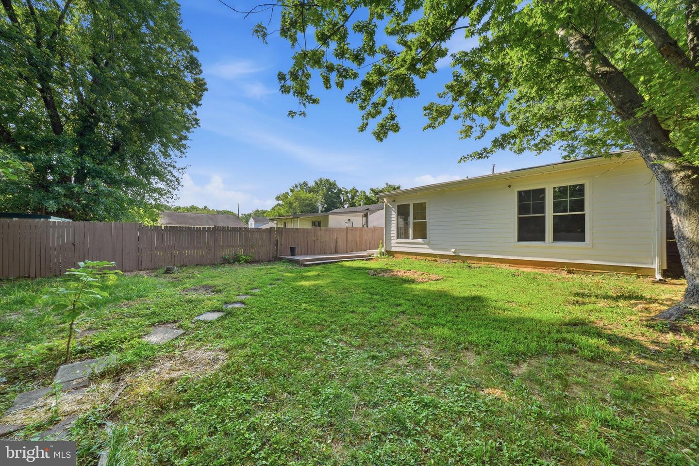 5202 Kenesaw St Property Photo 45