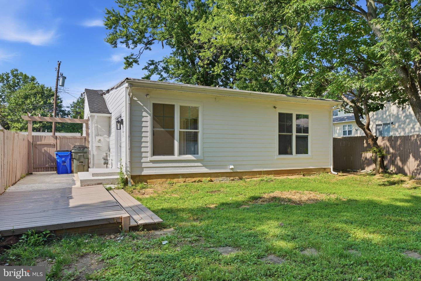 5202 Kenesaw St Property Photo 49