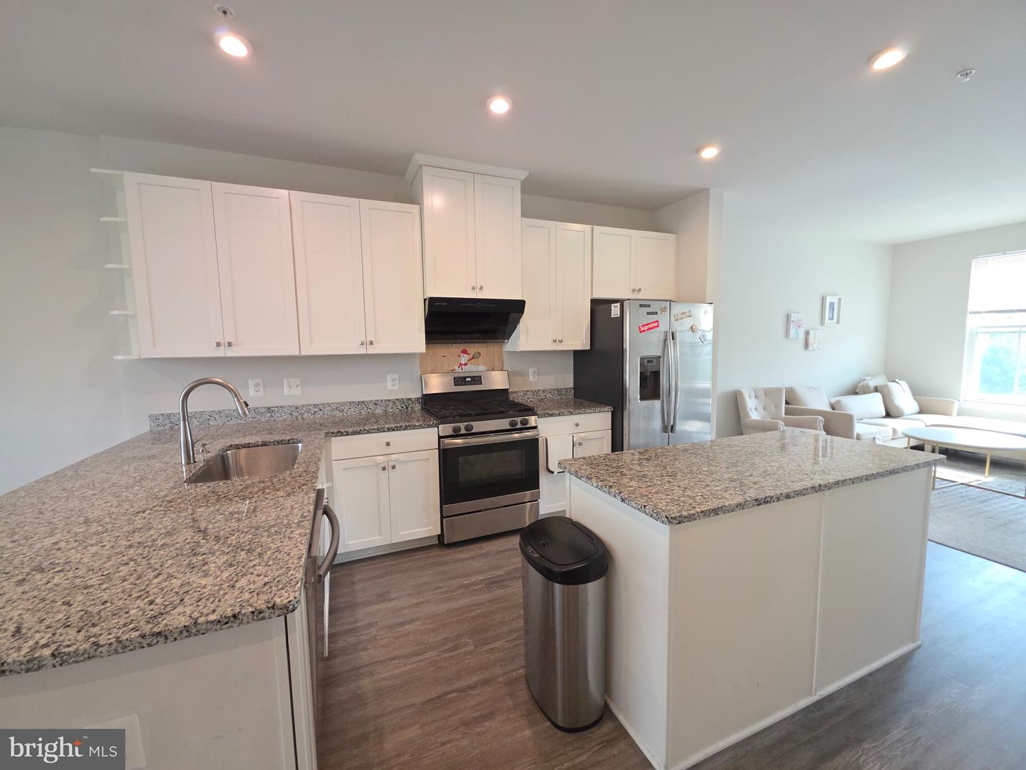 8304 Greenbelt Station Pkwy Property Photo 9