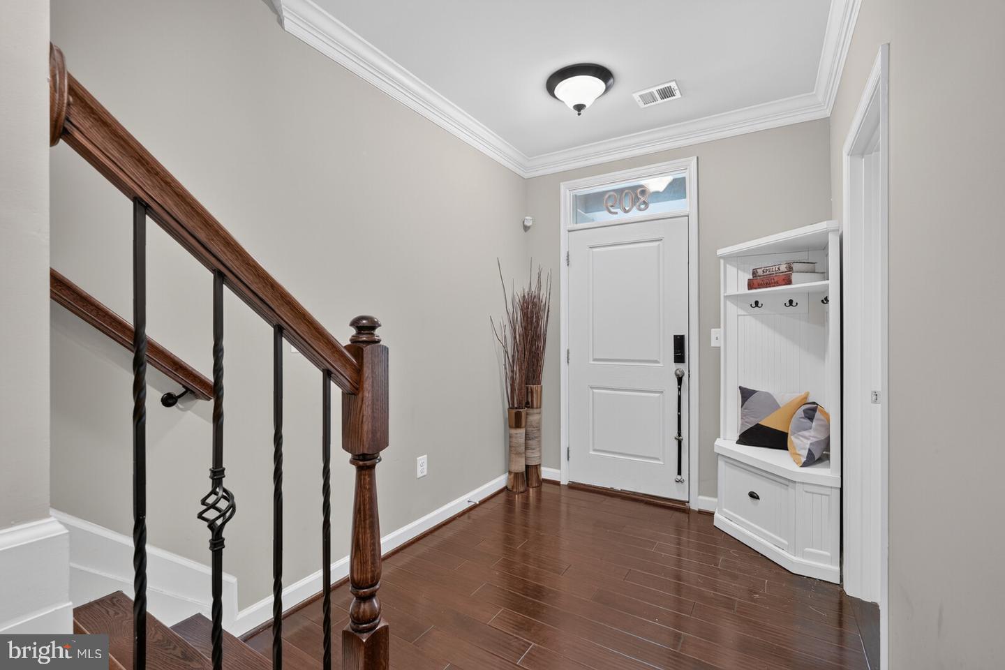 809 Fair Winds Way #294 Property Photo 2
