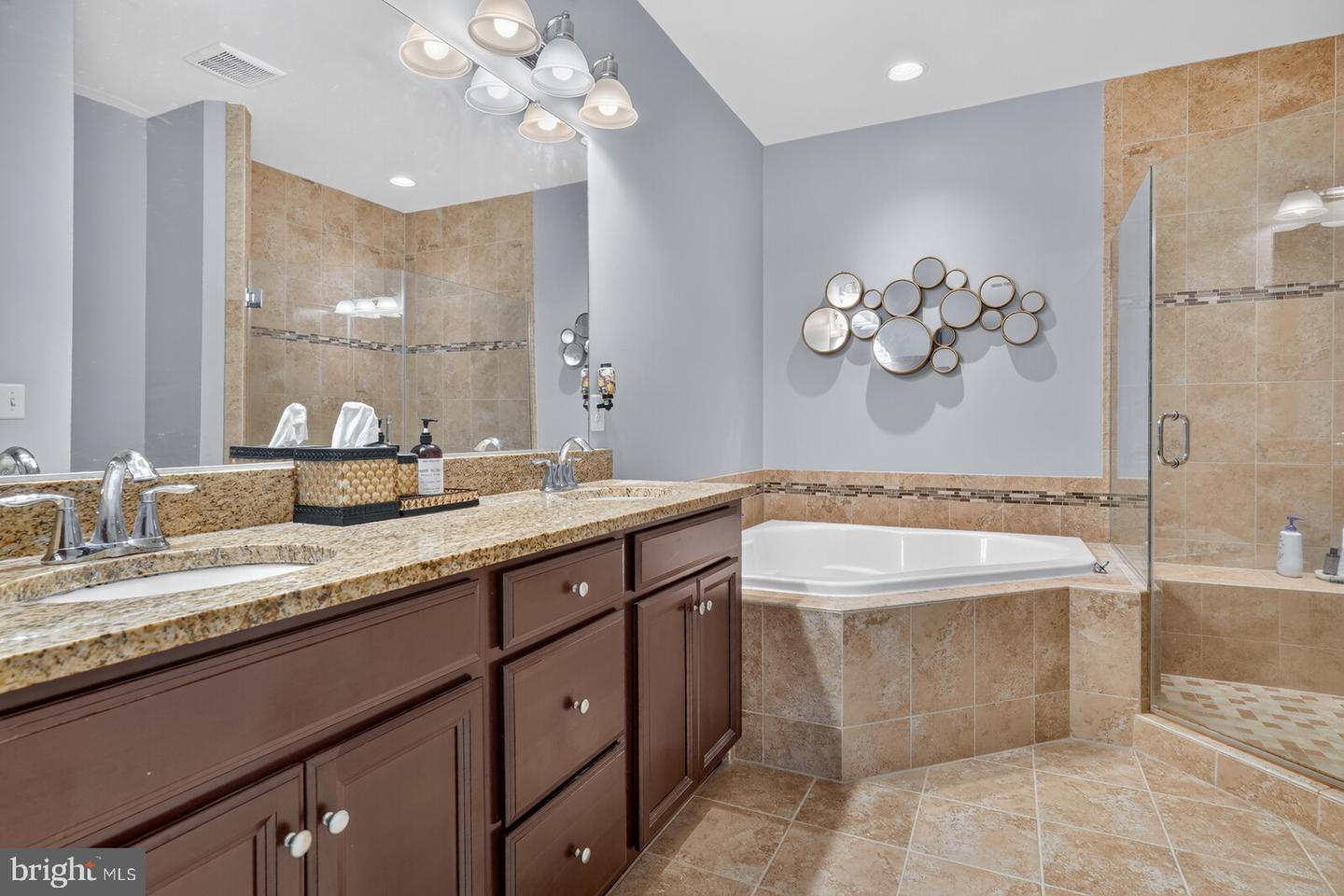 809 Fair Winds Way #294 Property Photo 18