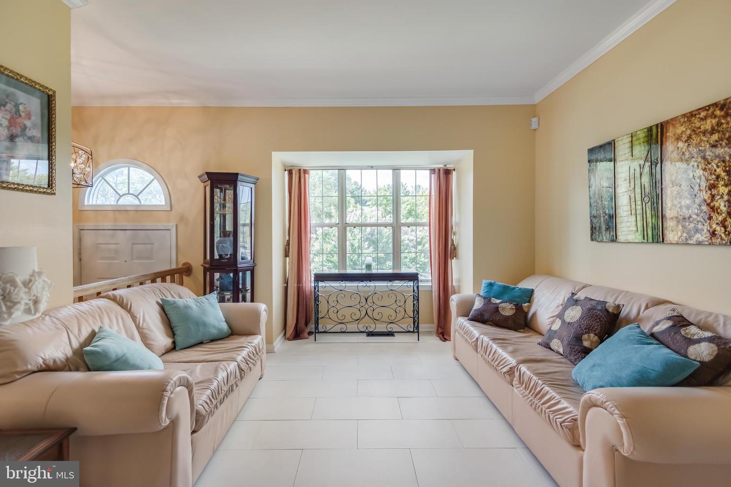 10601 Lazy Day Ln Property Photo 3