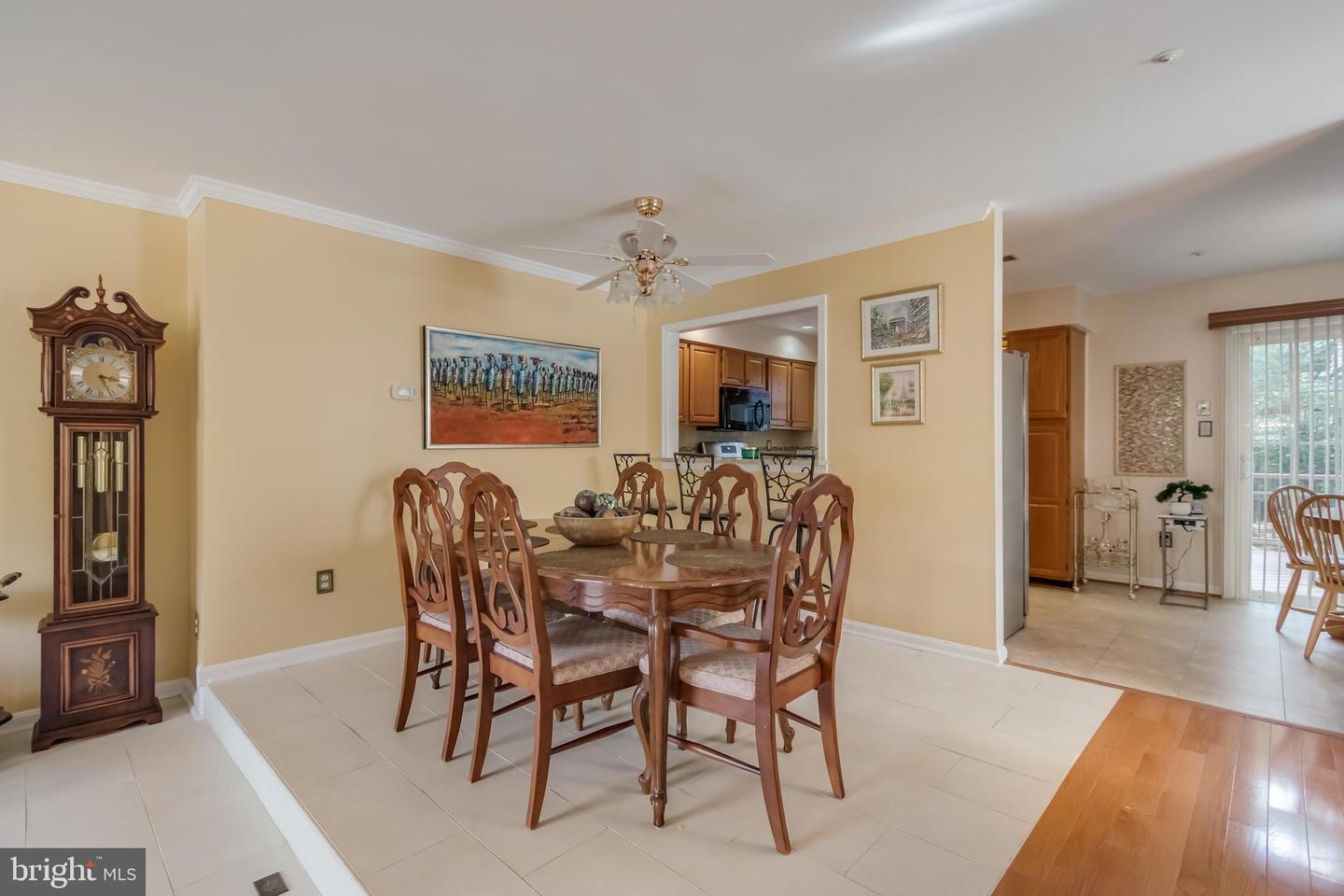10601 Lazy Day Ln Property Photo 4