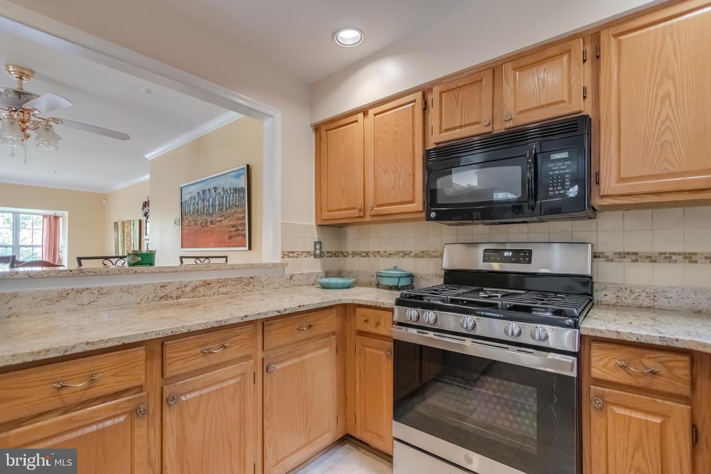 10601 Lazy Day Ln Property Photo 12