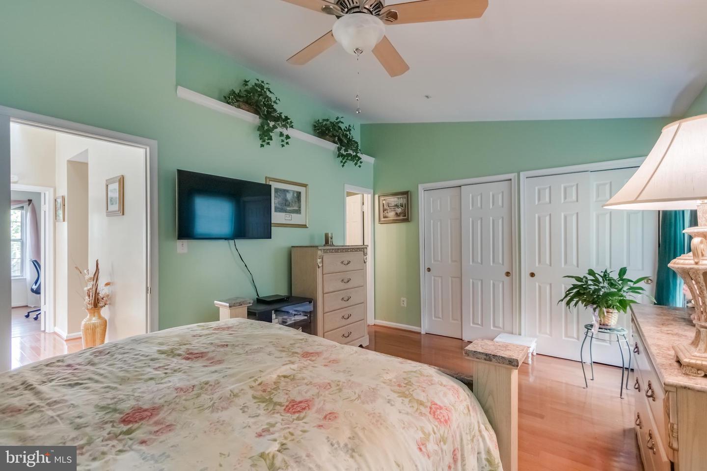 10601 Lazy Day Ln Property Photo 24