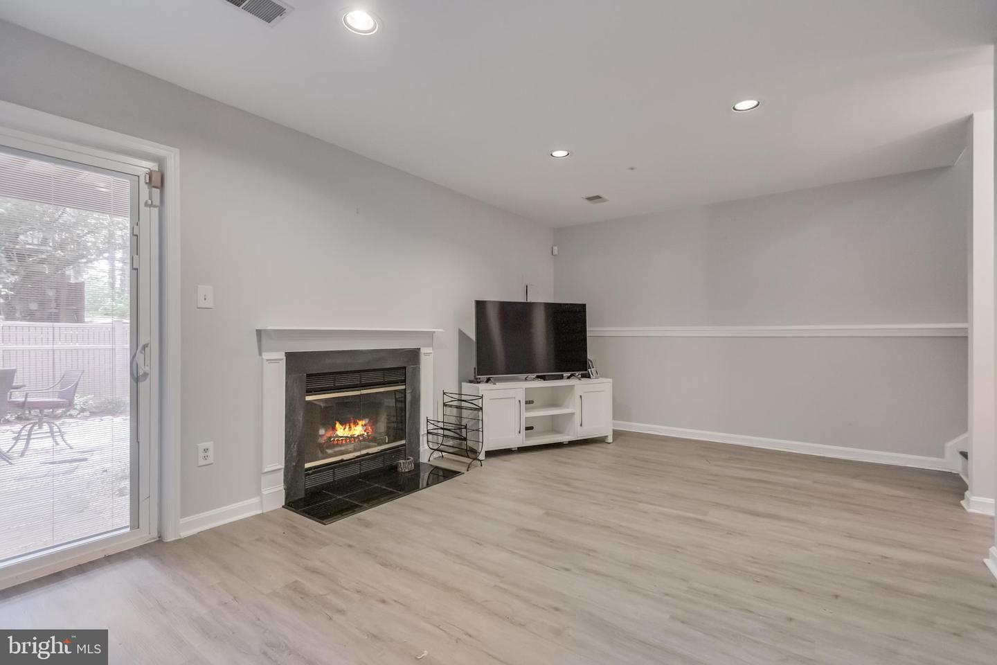10601 Lazy Day Ln Property Photo 32