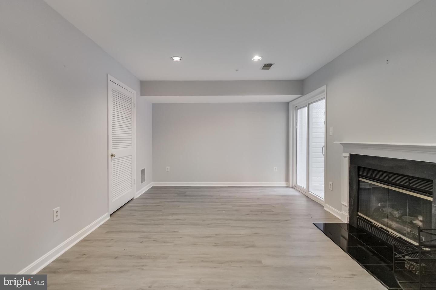 10601 Lazy Day Ln Property Photo 38