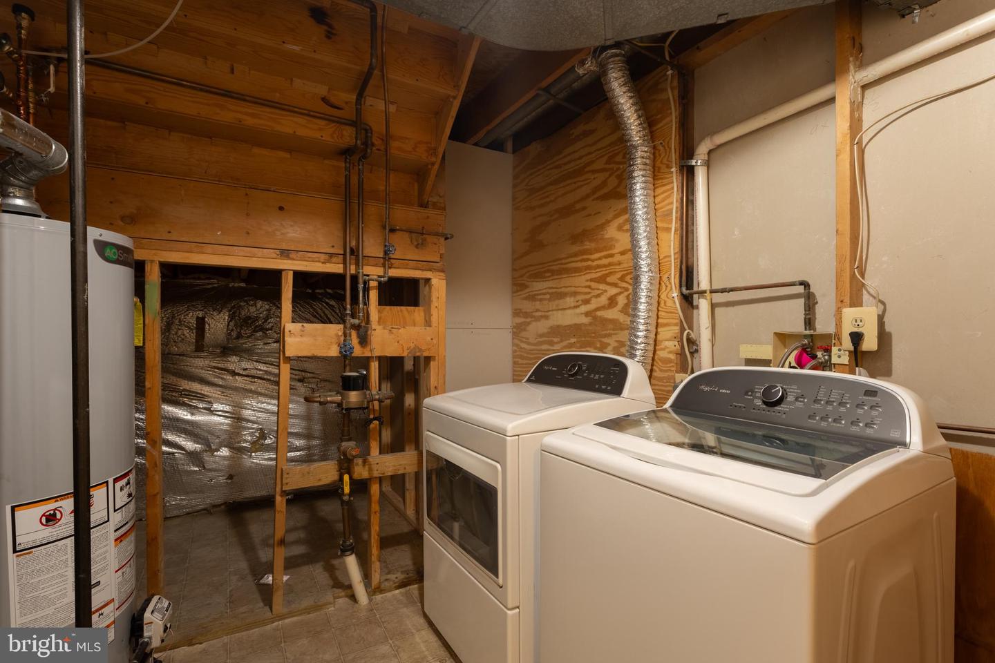 11004 Spring Lake Dr Property Photo 20