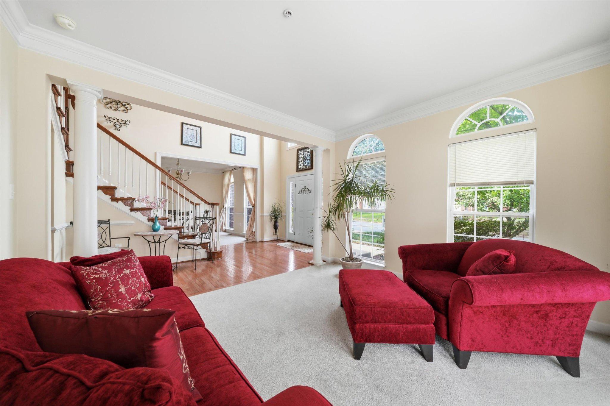 10009 Nicol Ct E Property Photo 8