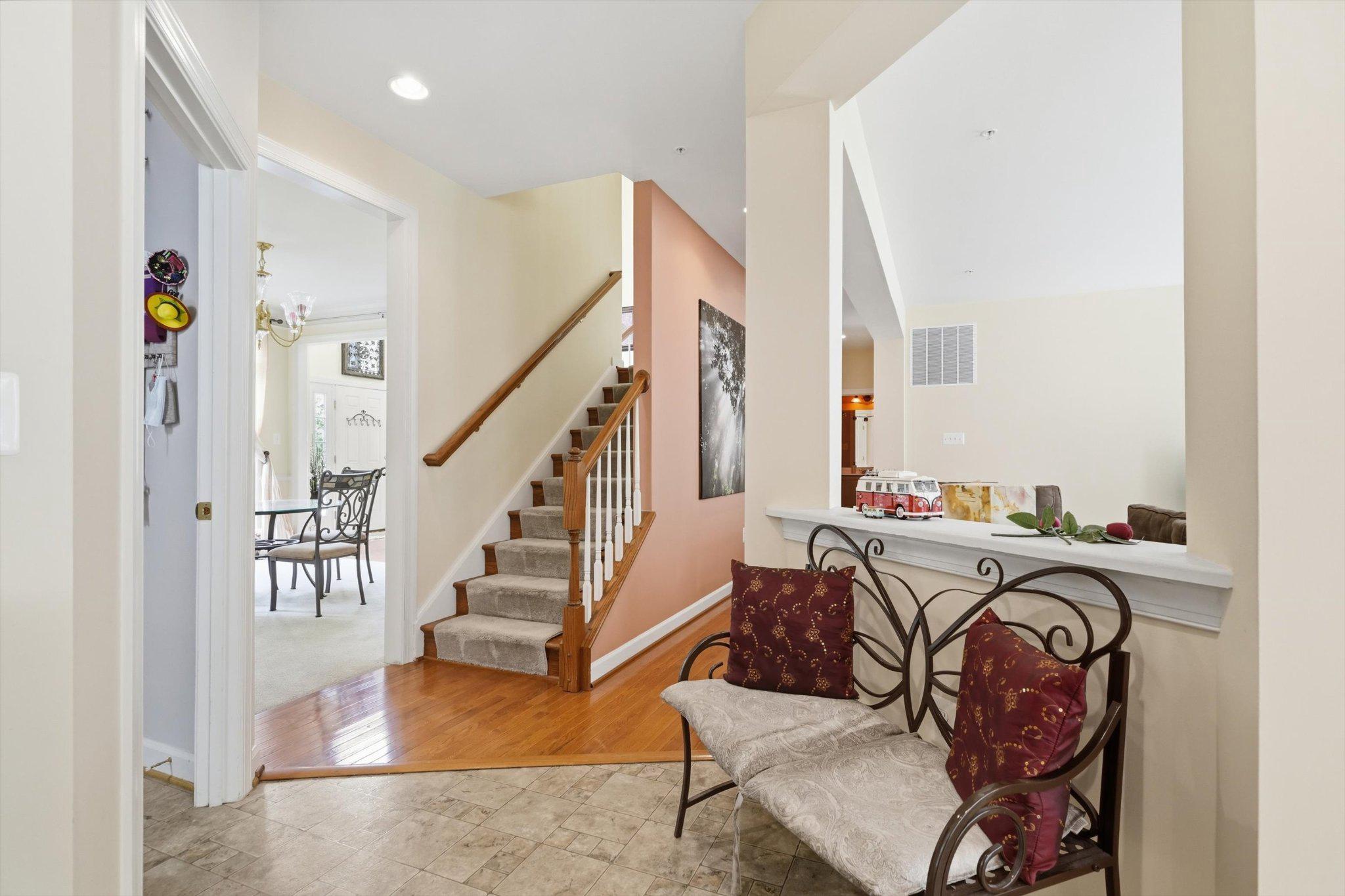 10009 Nicol Ct E Property Photo 28
