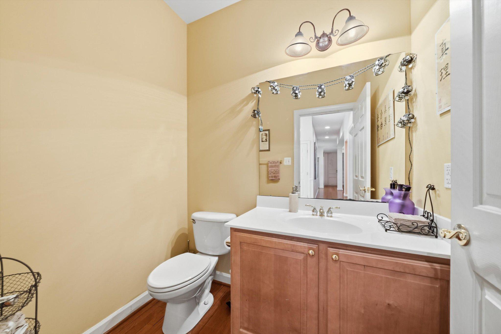 10009 Nicol Ct E Property Photo 29
