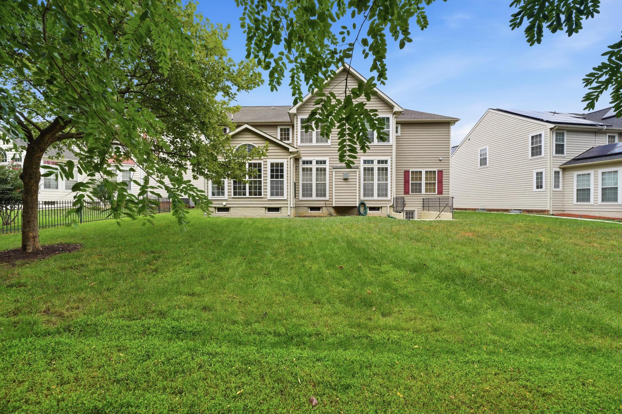 10009 Nicol Ct E Property Photo 52
