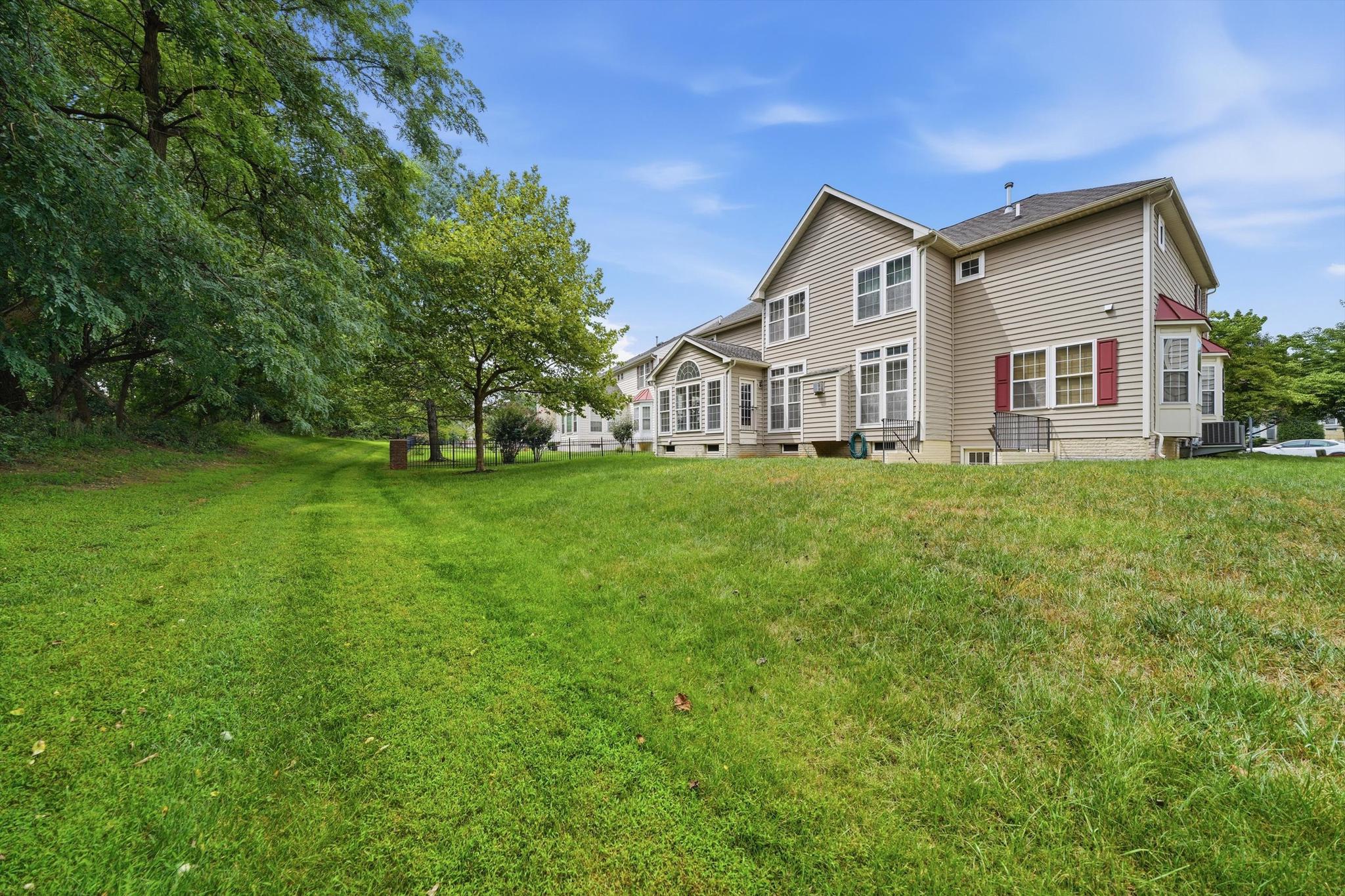 10009 Nicol Ct E Property Photo 54