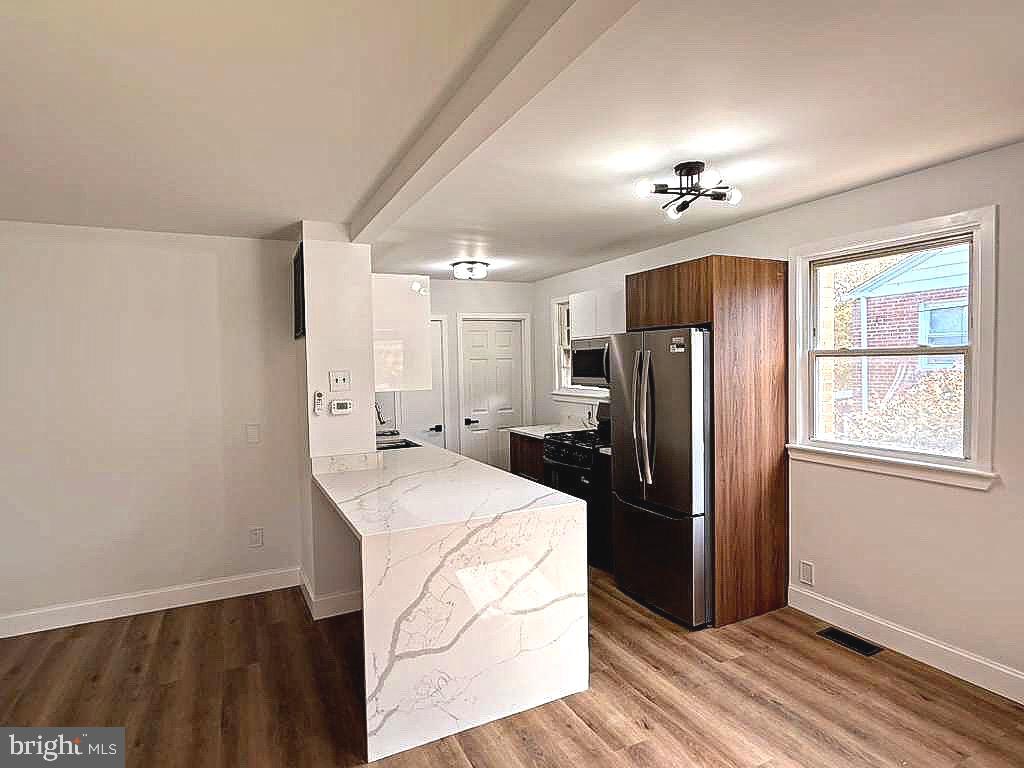 6612 STOCKTON LN Property Photo 1
