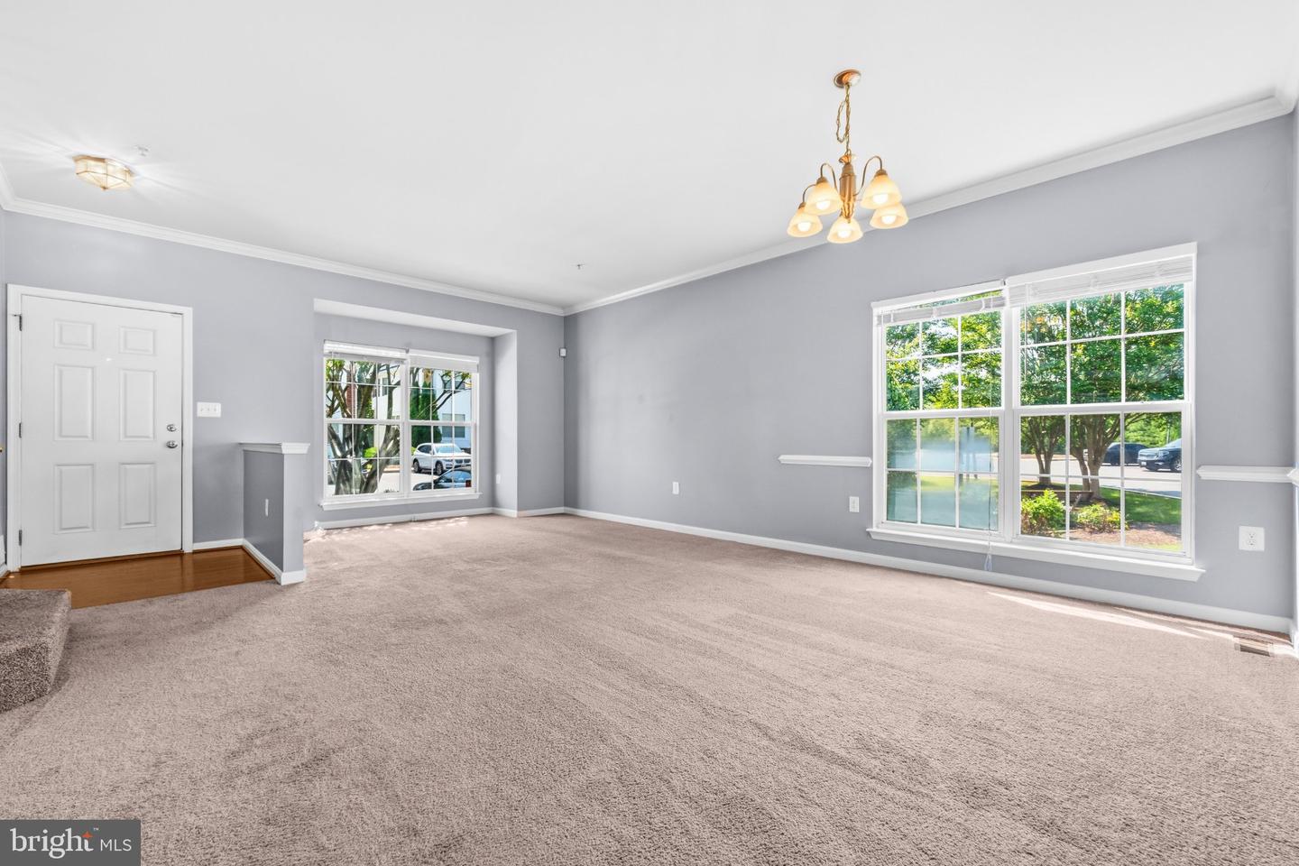 15409 Bennetts Run Ct Property Photo 5