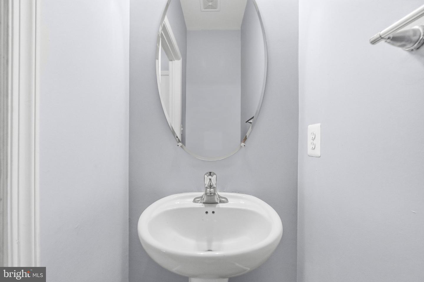15409 Bennetts Run Ct Property Photo 14