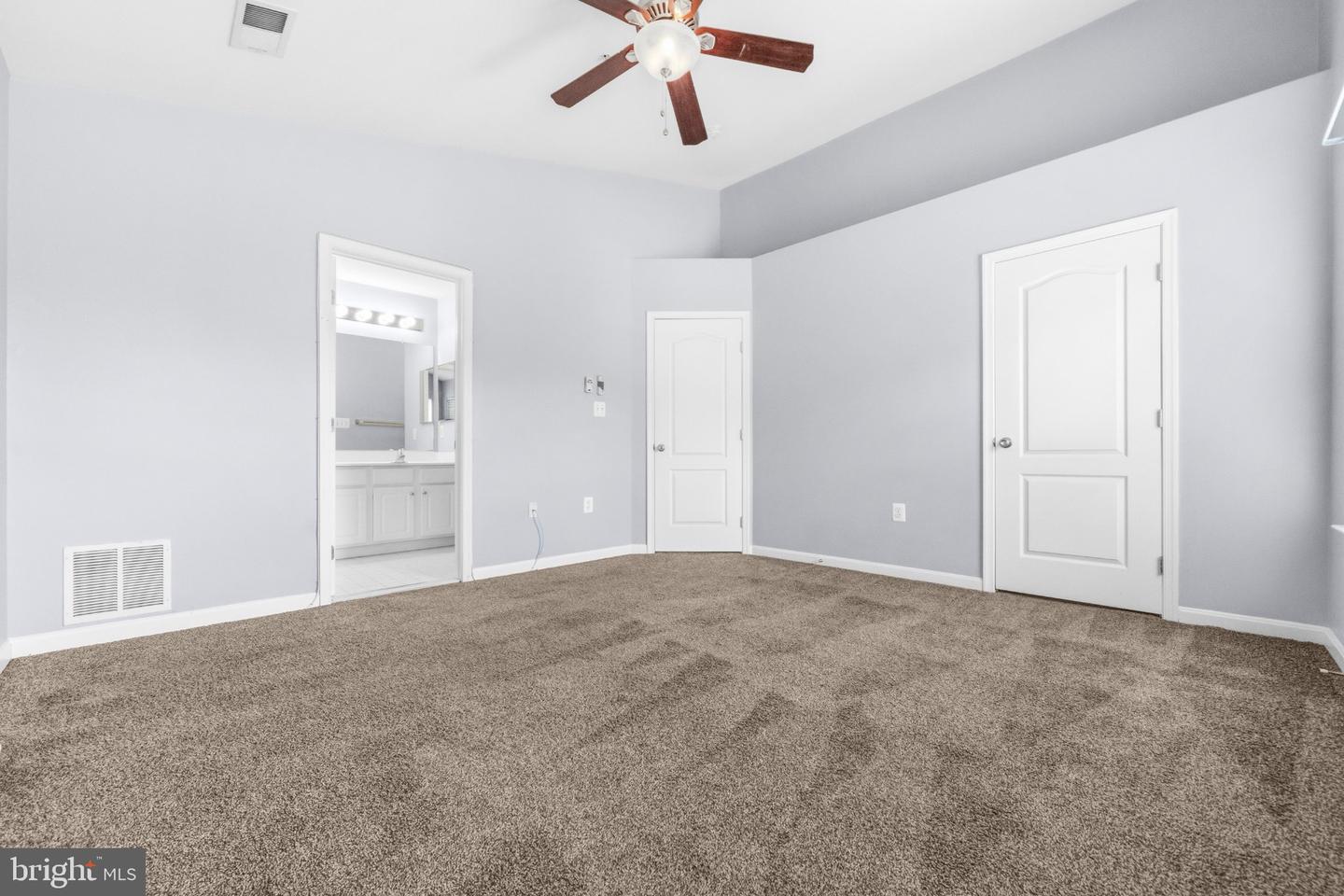 15409 Bennetts Run Ct Property Photo 17