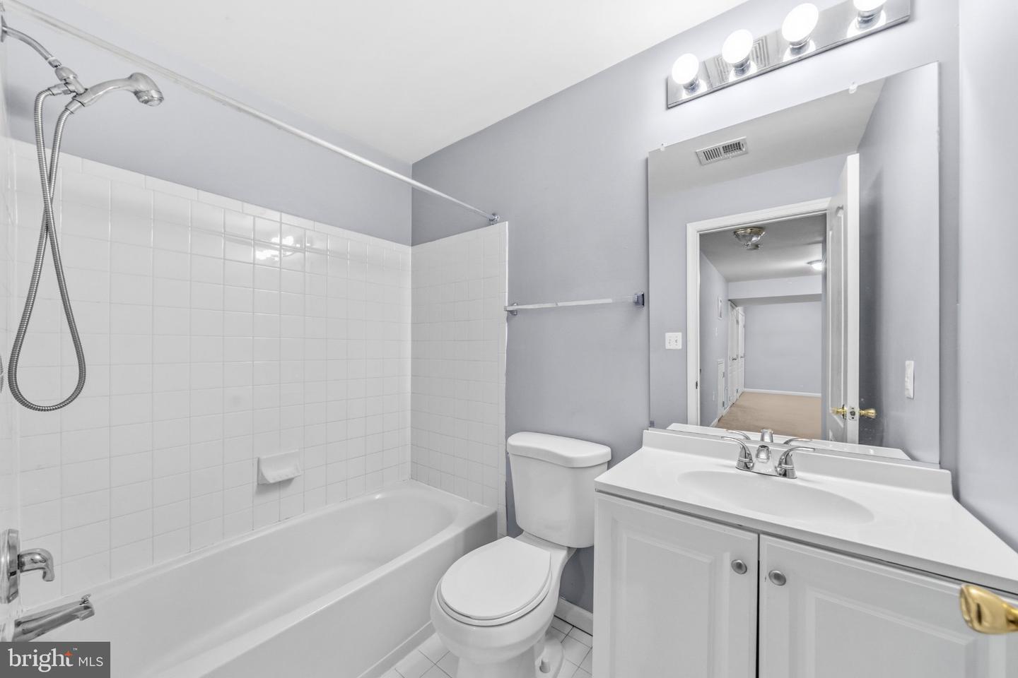 15409 Bennetts Run Ct Property Photo 30