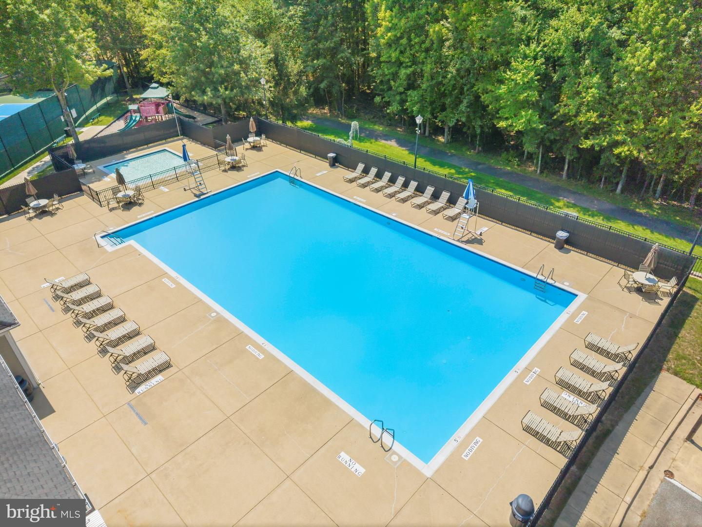 15409 Bennetts Run Ct Property Photo 36