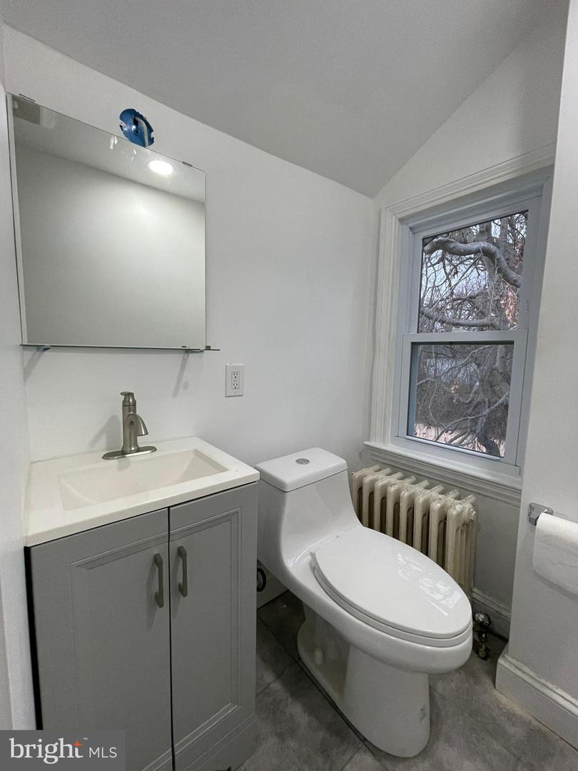 9066 Baltimore Ave Property Photo 32