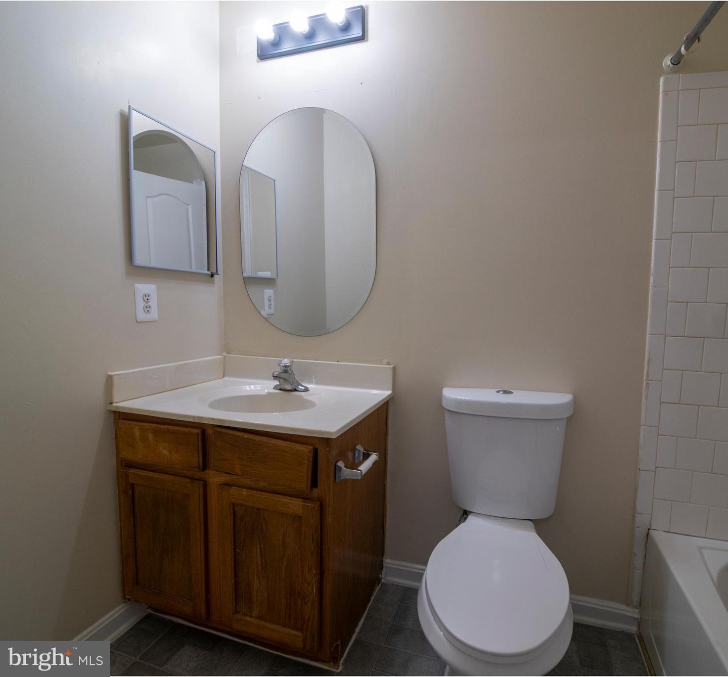 15518 Kennett Square Way Property Photo 13