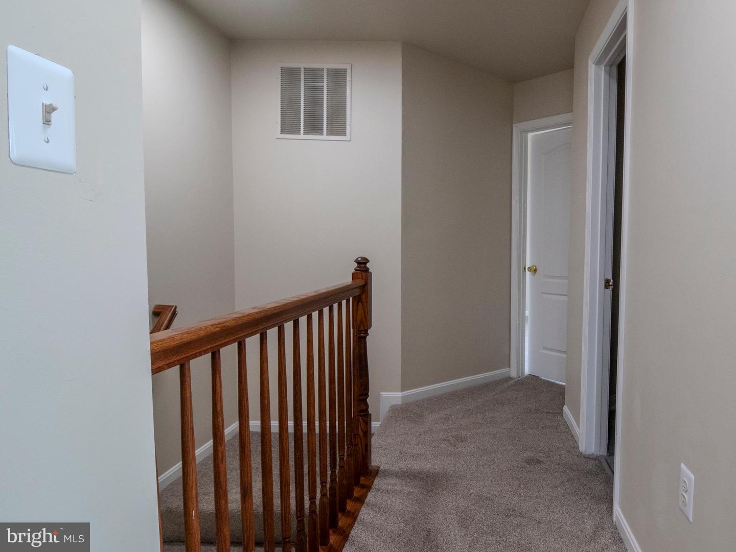 15518 Kennett Square Way Property Photo 15