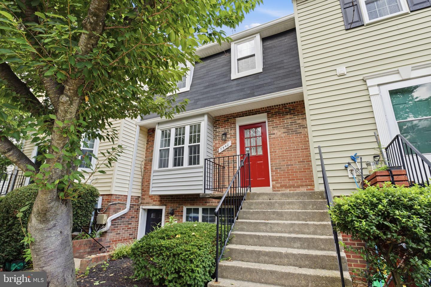 7540 S Arbory Ln Property Photo 1