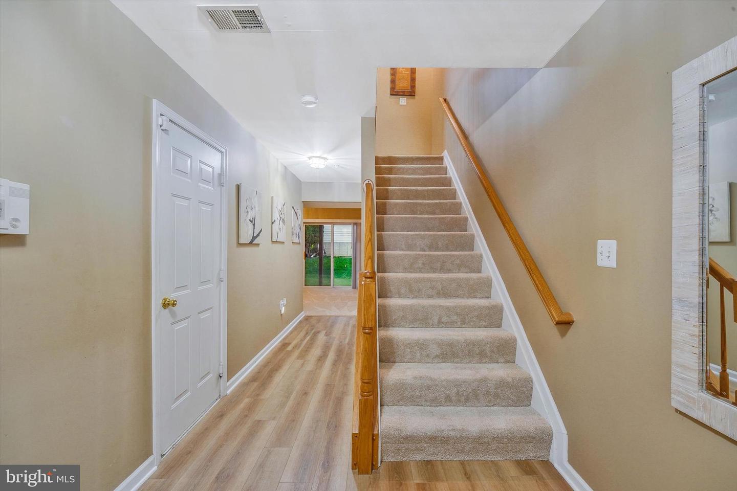9617 Woodyard Cir Property Photo 3