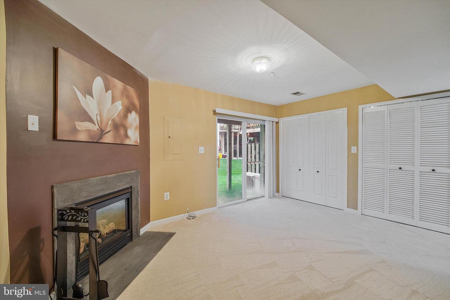 9617 Woodyard Cir Property Photo 5