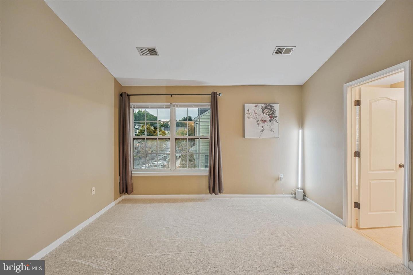 9617 Woodyard Cir Property Photo 15
