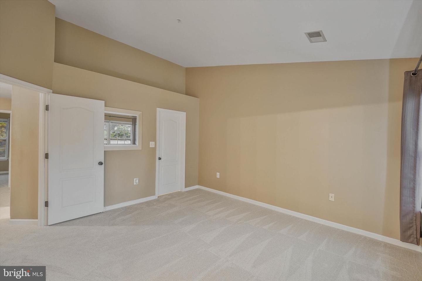 9617 Woodyard Cir Property Photo 16