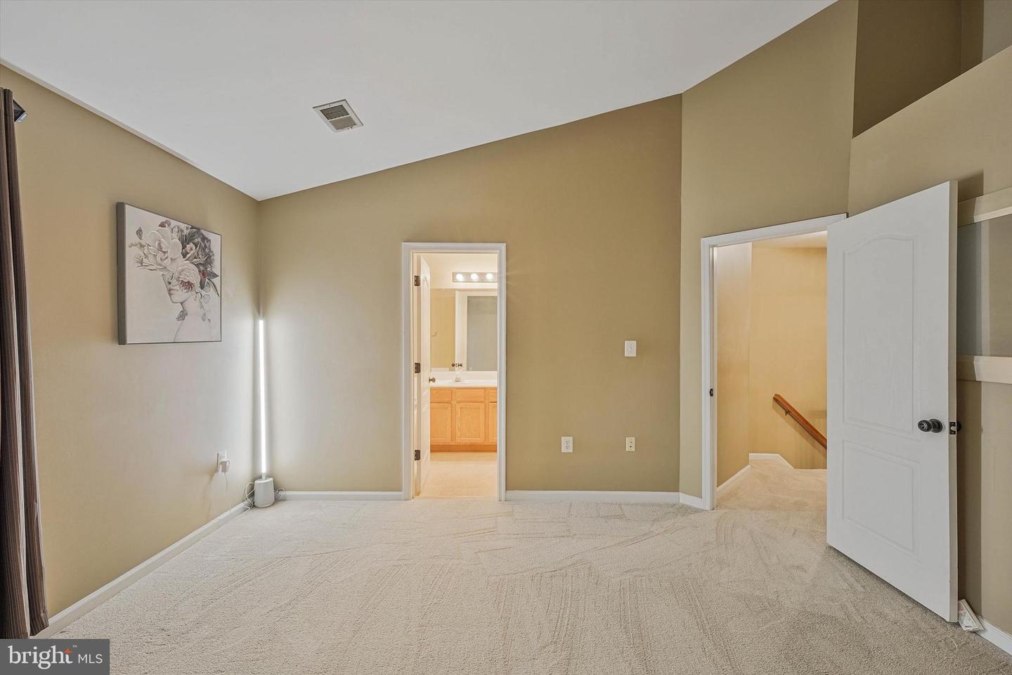 9617 Woodyard Cir Property Photo 18