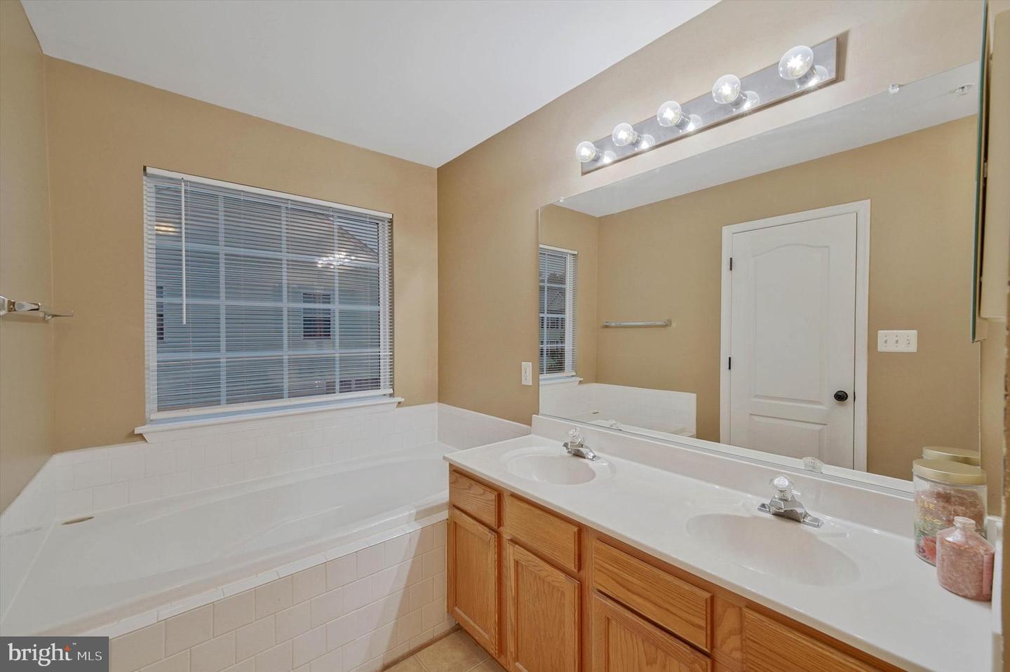 9617 Woodyard Cir Property Photo 19
