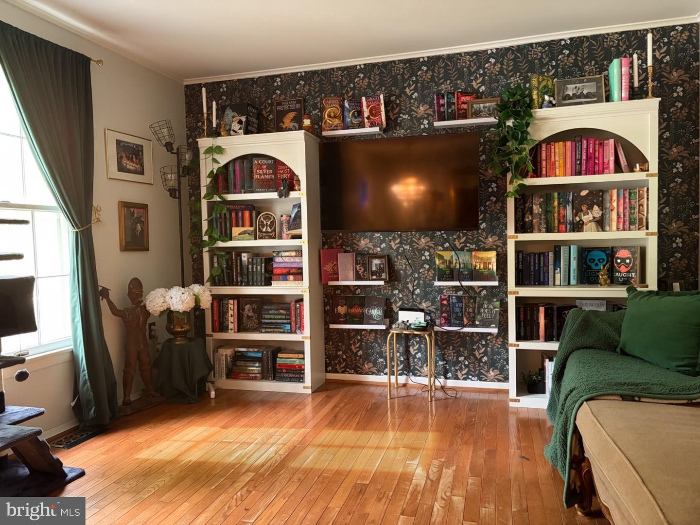 8301 Heatherwick Dr Property Photo 3