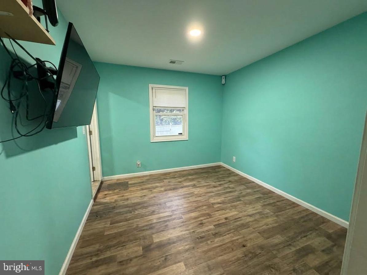 5724 Middleton Ln Property Photo 27