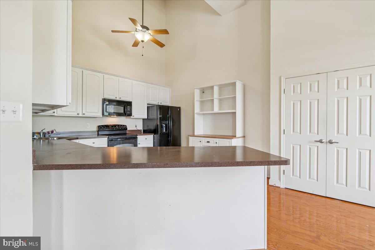 603 7th St #402 Property Photo 16