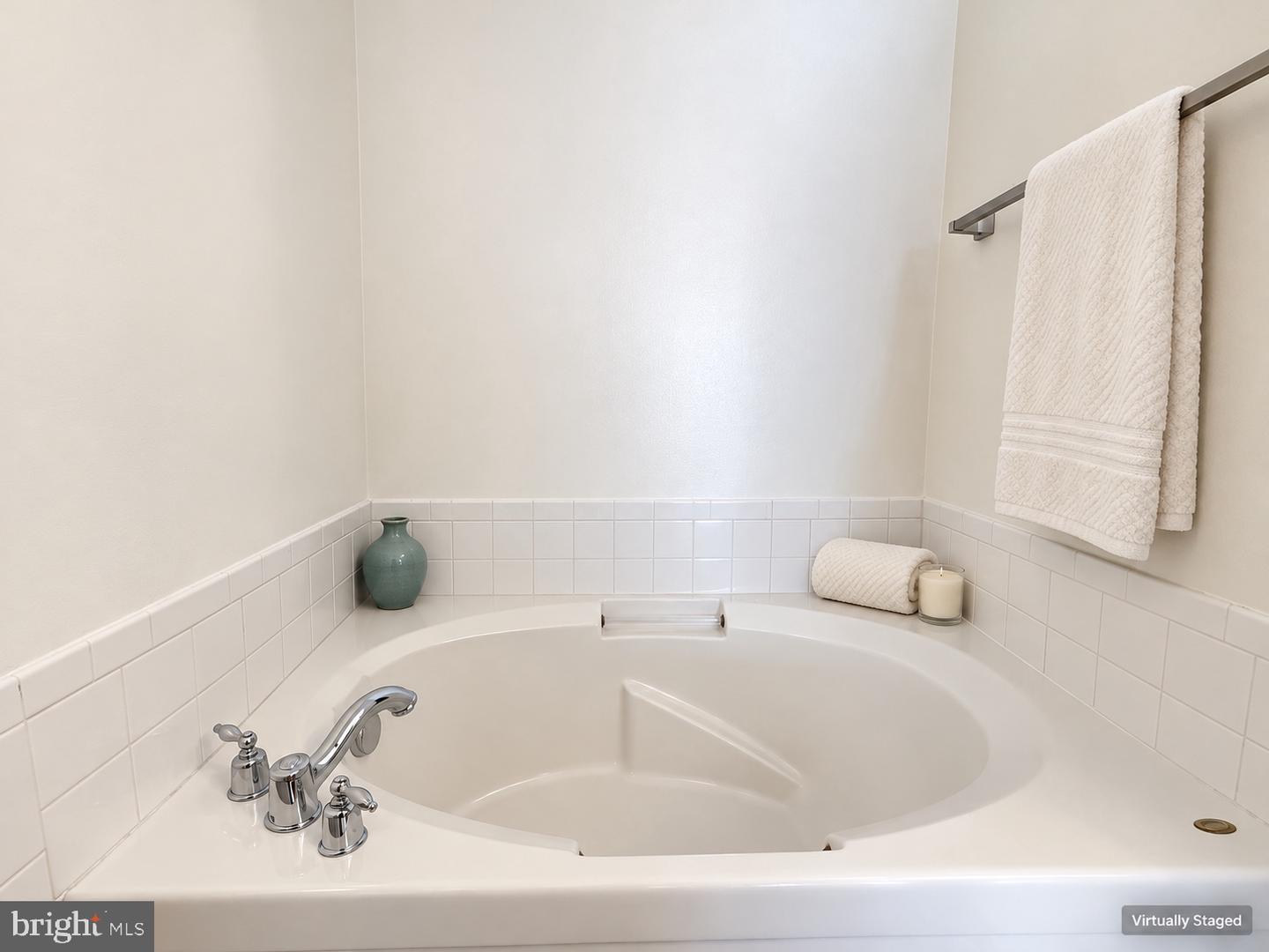 12250 Open View Ln #811 Property Photo 6