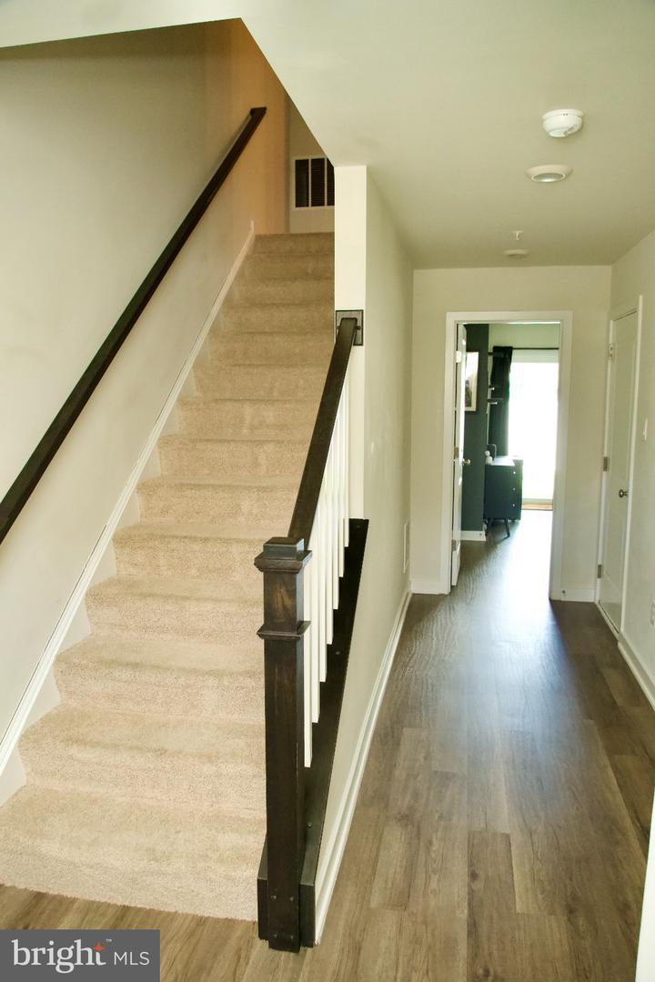 16642 Green Glade Dr Property Photo 12