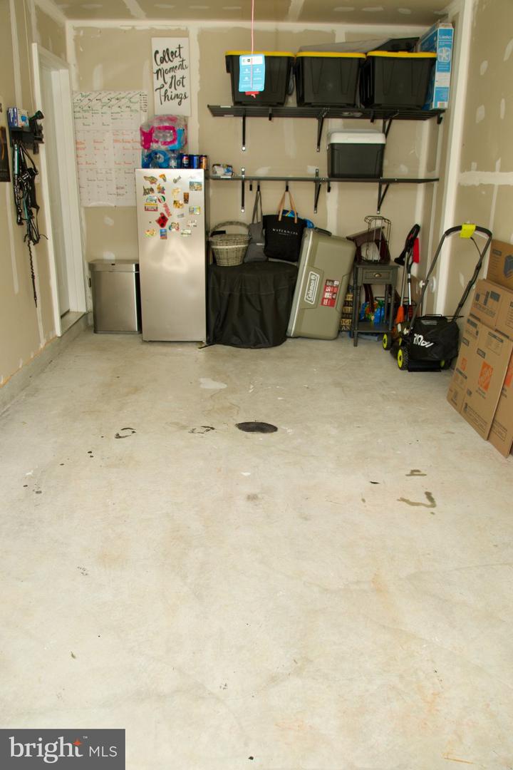 16642 Green Glade Dr Property Photo 26