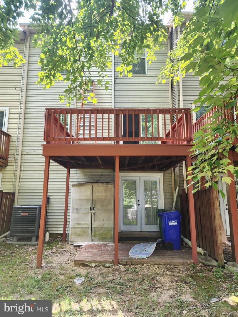 15020 Laureland Pl Property Photo 2