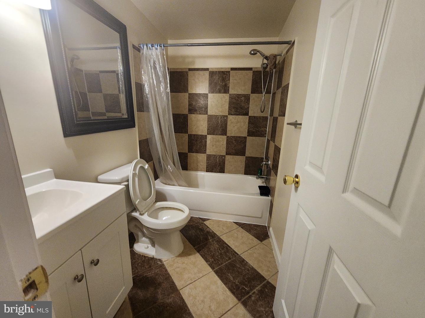 15020 Laureland Pl Property Photo 17