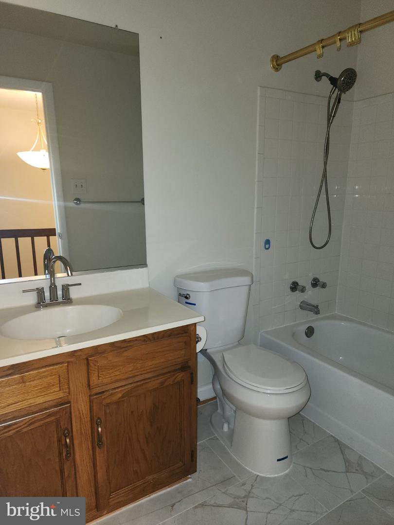 15020 Laureland Pl Property Photo 18