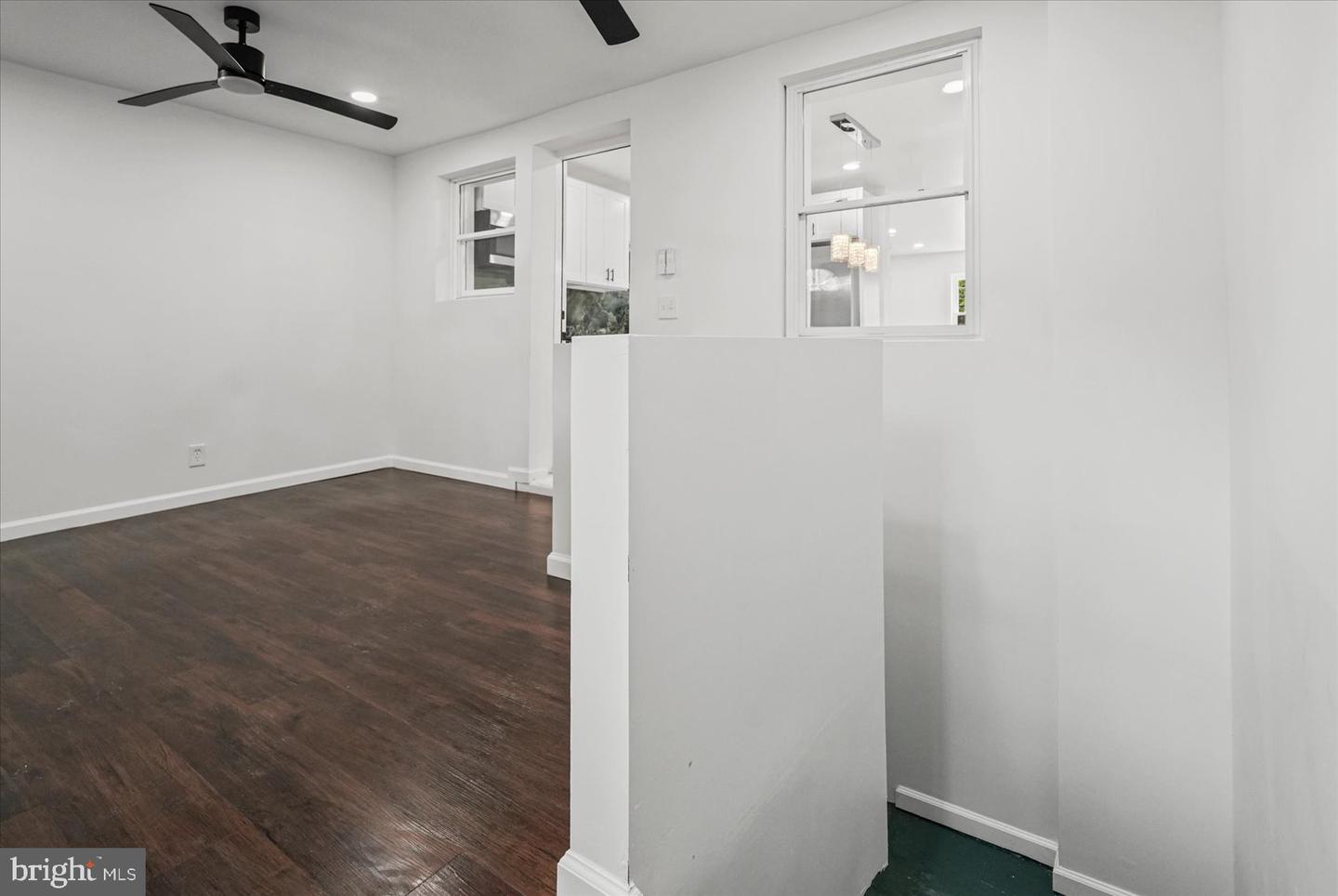 835 4th St Property Photo 13