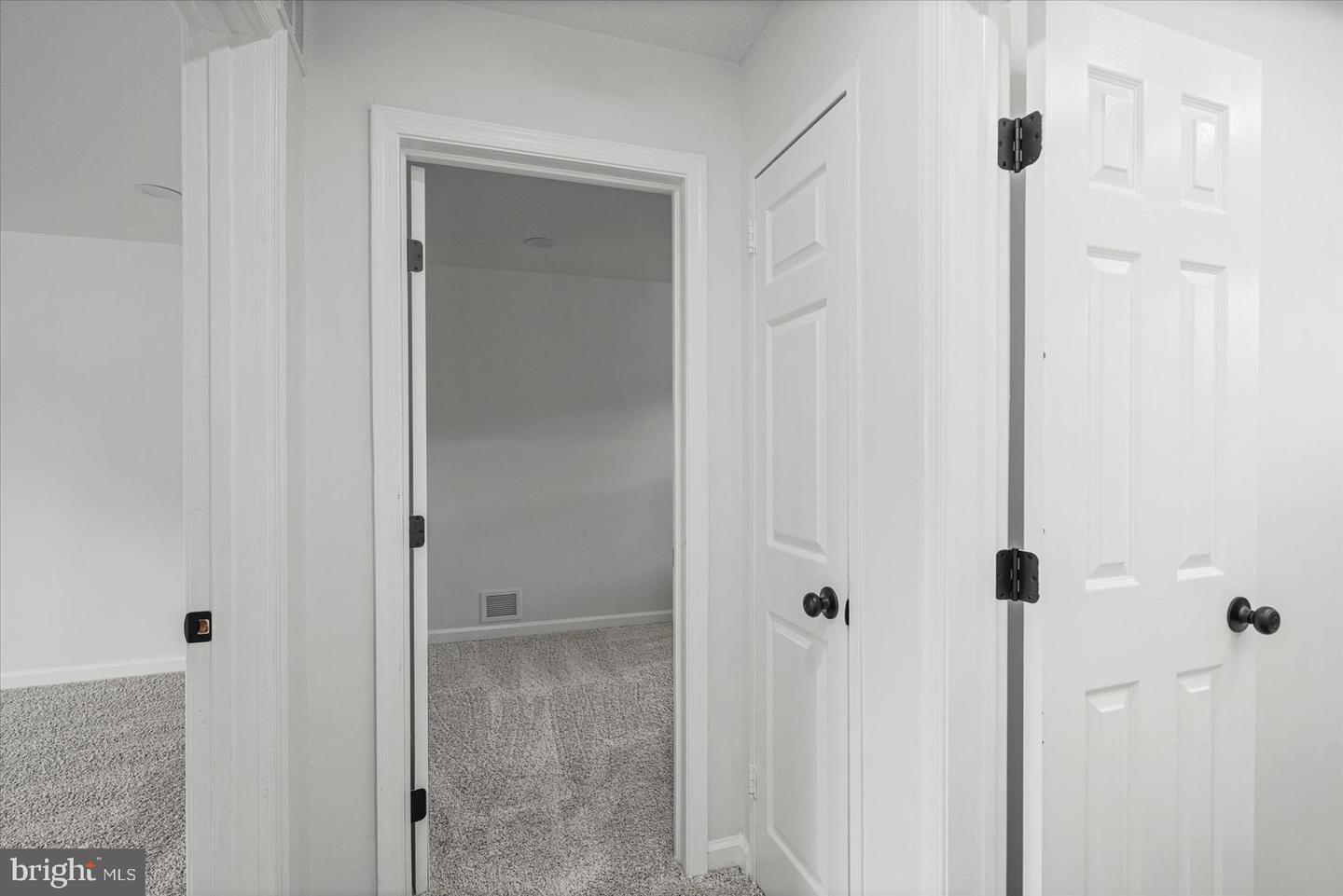 835 4th St Property Photo 23